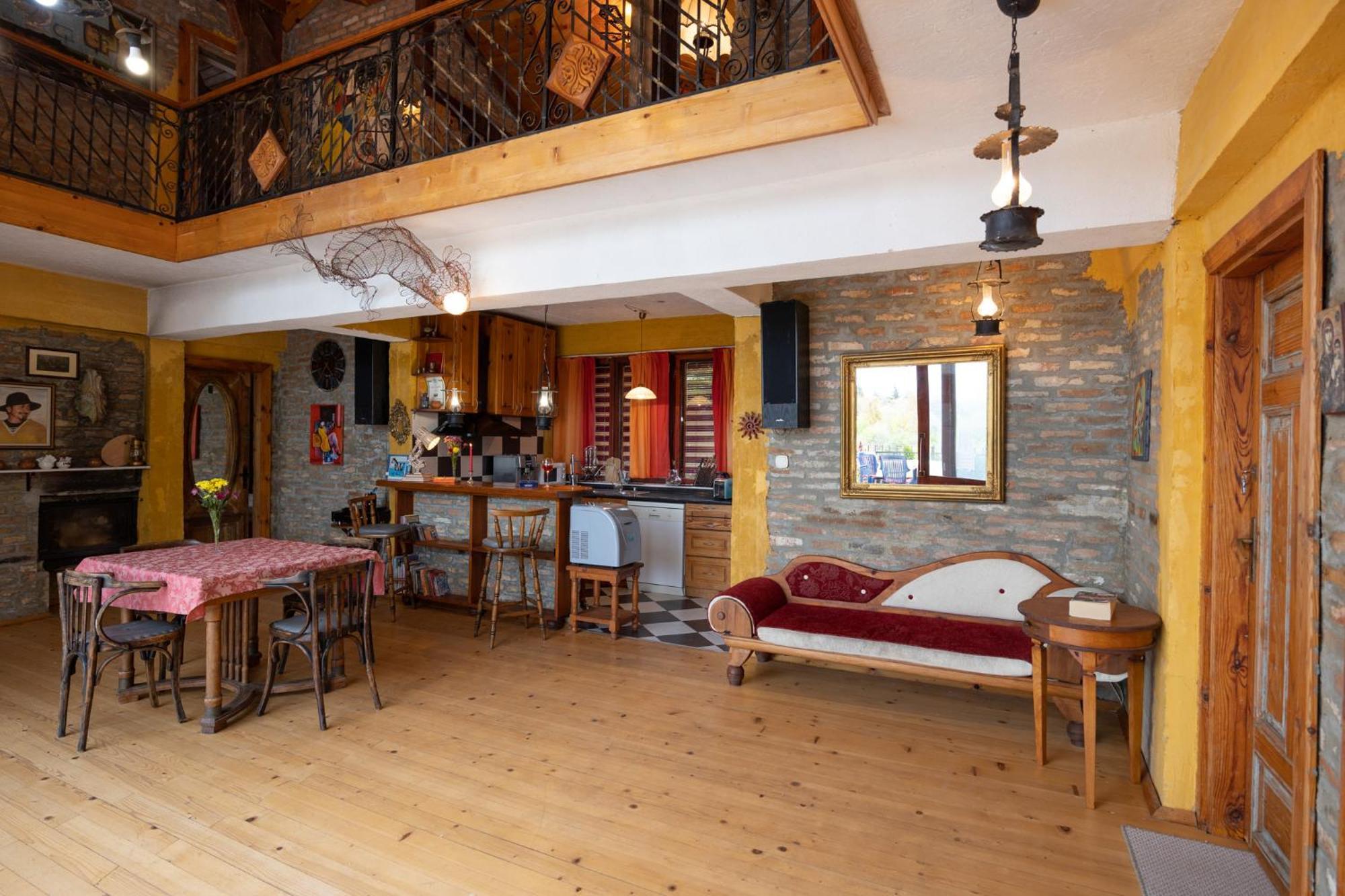 Casa De Artes Guest House บัลชิค ภายนอก รูปภาพ